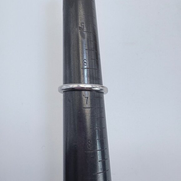 VTG Solid Sterling Silver 925 Cubic Zirconia Band Statement Ring Size 6.5 - Picture 6 of 8